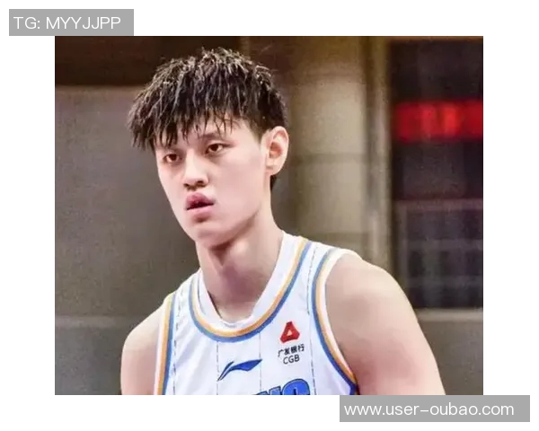 曾凡博谈个人成长与挑战坚持训练与康复不言放弃 曾凡博谈个人成长与挑战坚持训练与康复不言放弃